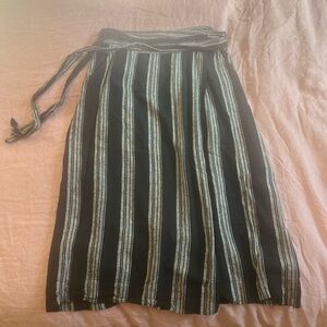 Gap Linen blend Striped Black and White Tie-Waist Midi Skirt